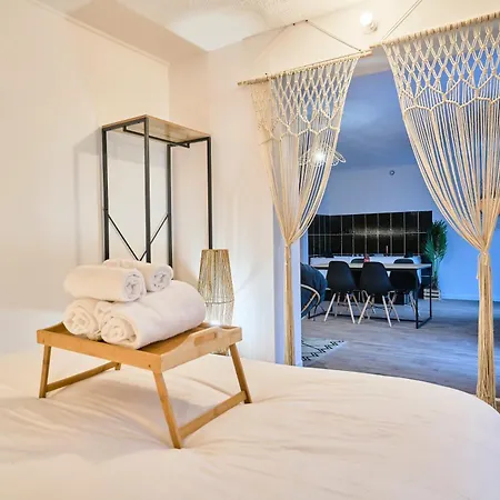 Апартаменты Ng Suitehome - Lille I Barbieux I Montesquieu - Balneo - Netflix - Wifi - Jardin