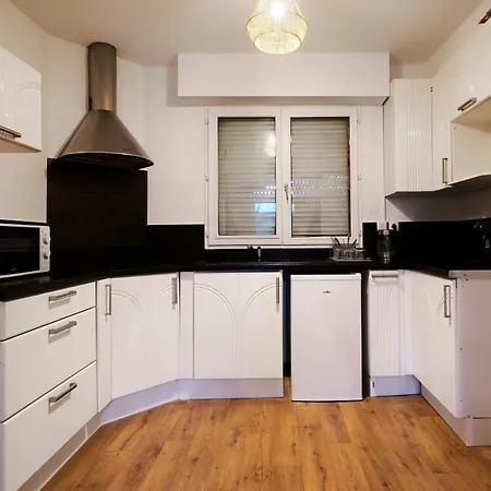 Ng Suitehome - Lille I Barbieux I Montesquieu - Balneo - Netflix - Wifi - Jardin * Рубе