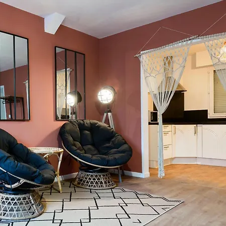 Ng Suitehome - Lille I Barbieux I Montesquieu - Balneo - Netflix - Wifi - Jardin Апартаменты Рубе